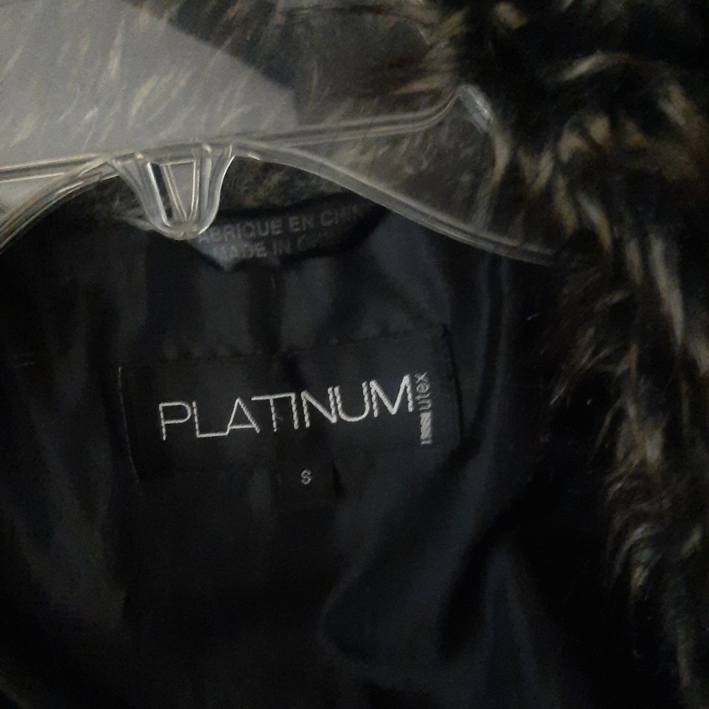 Coat - Picture 5 of 5